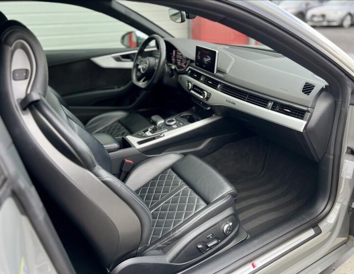 Audi S5 Kupé 3,0 l 255 kw