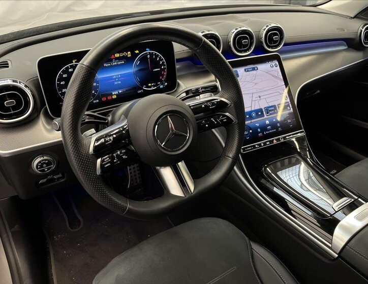 Mercedes-Benz Třídy C Kombi 2,0 l 145 kw