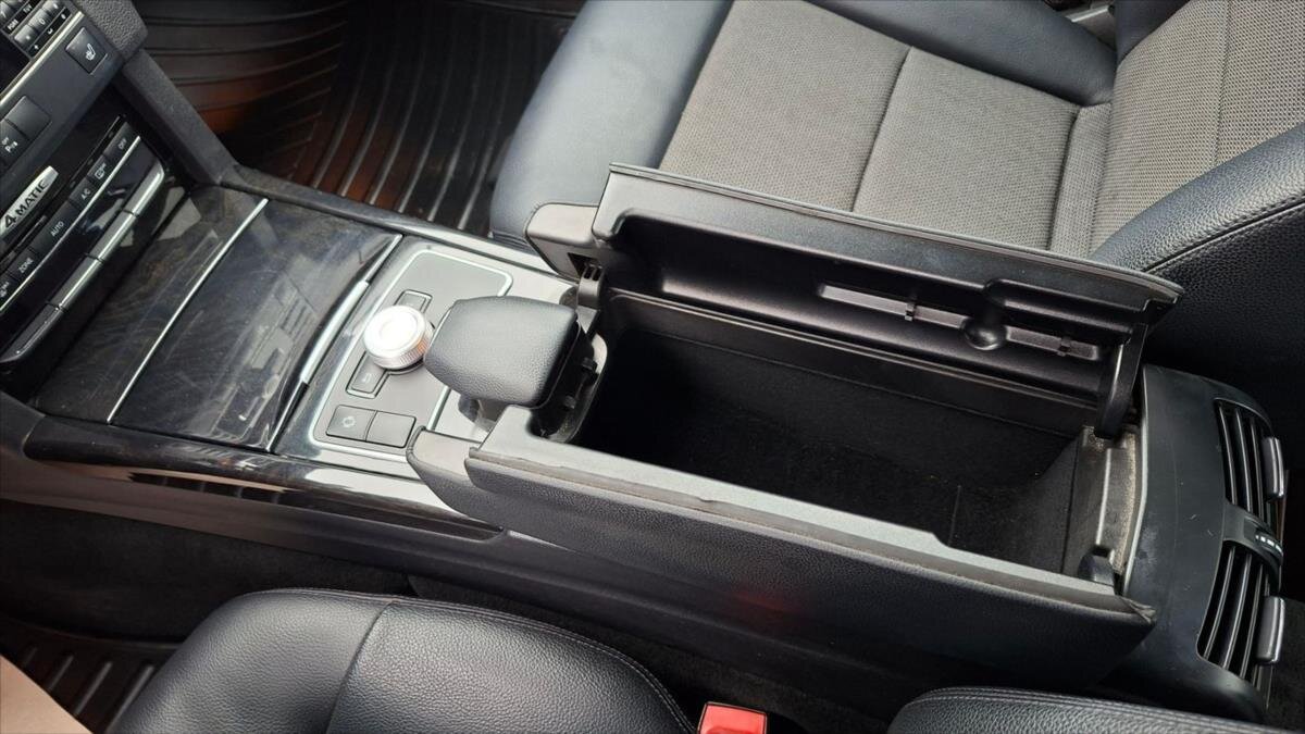 Mercedes-Benz Třídy E Sedan / Limuzína 3,0 l 170 kw