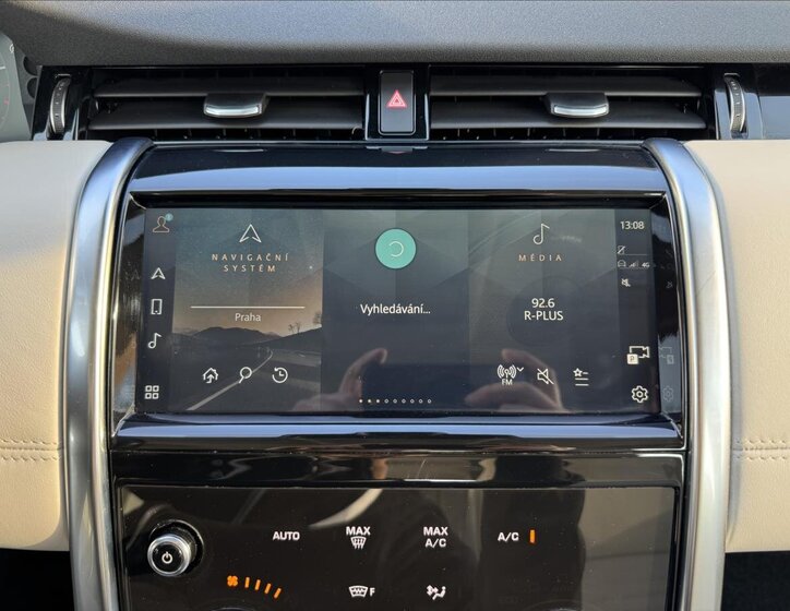 Land Rover Discovery Sport 17