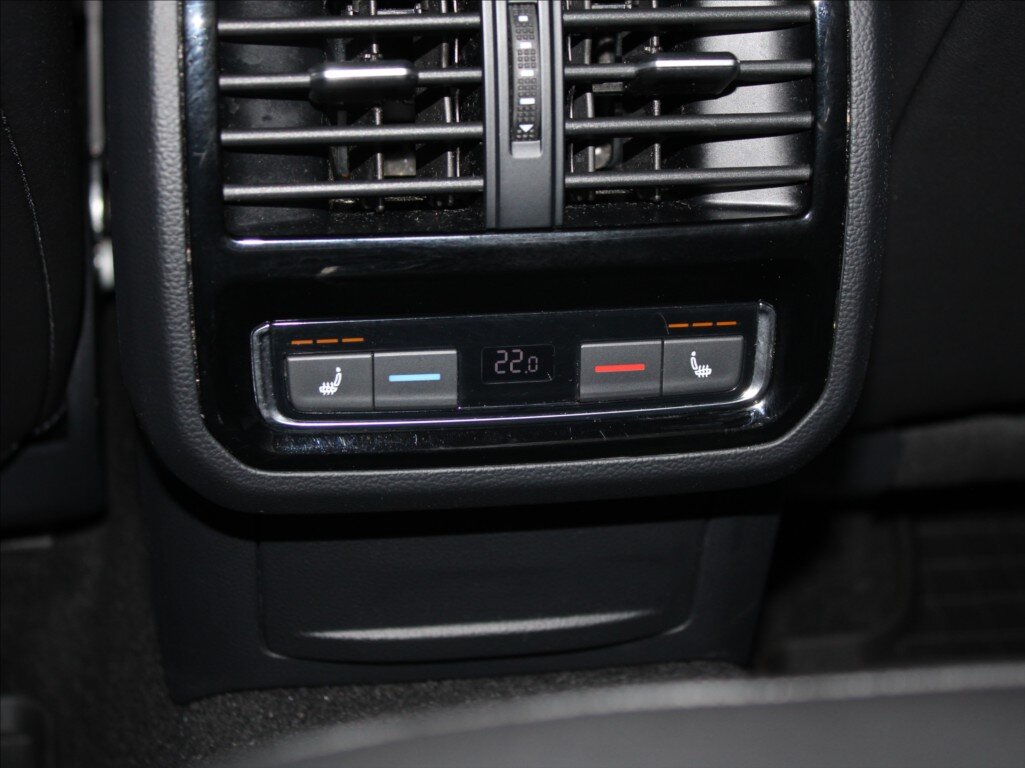 Volkswagen Arteon Liftback 2,0 l 206 kw