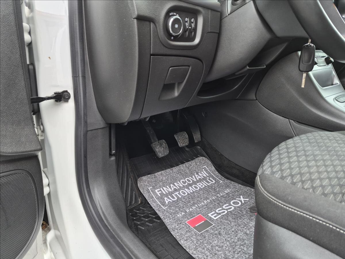 Opel Astra Hatchback 999,0 77 kw