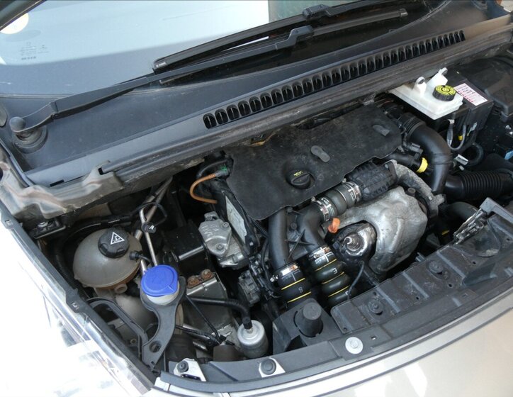 Peugeot 3008 SUV / Terénní 1,6 l 82 kw