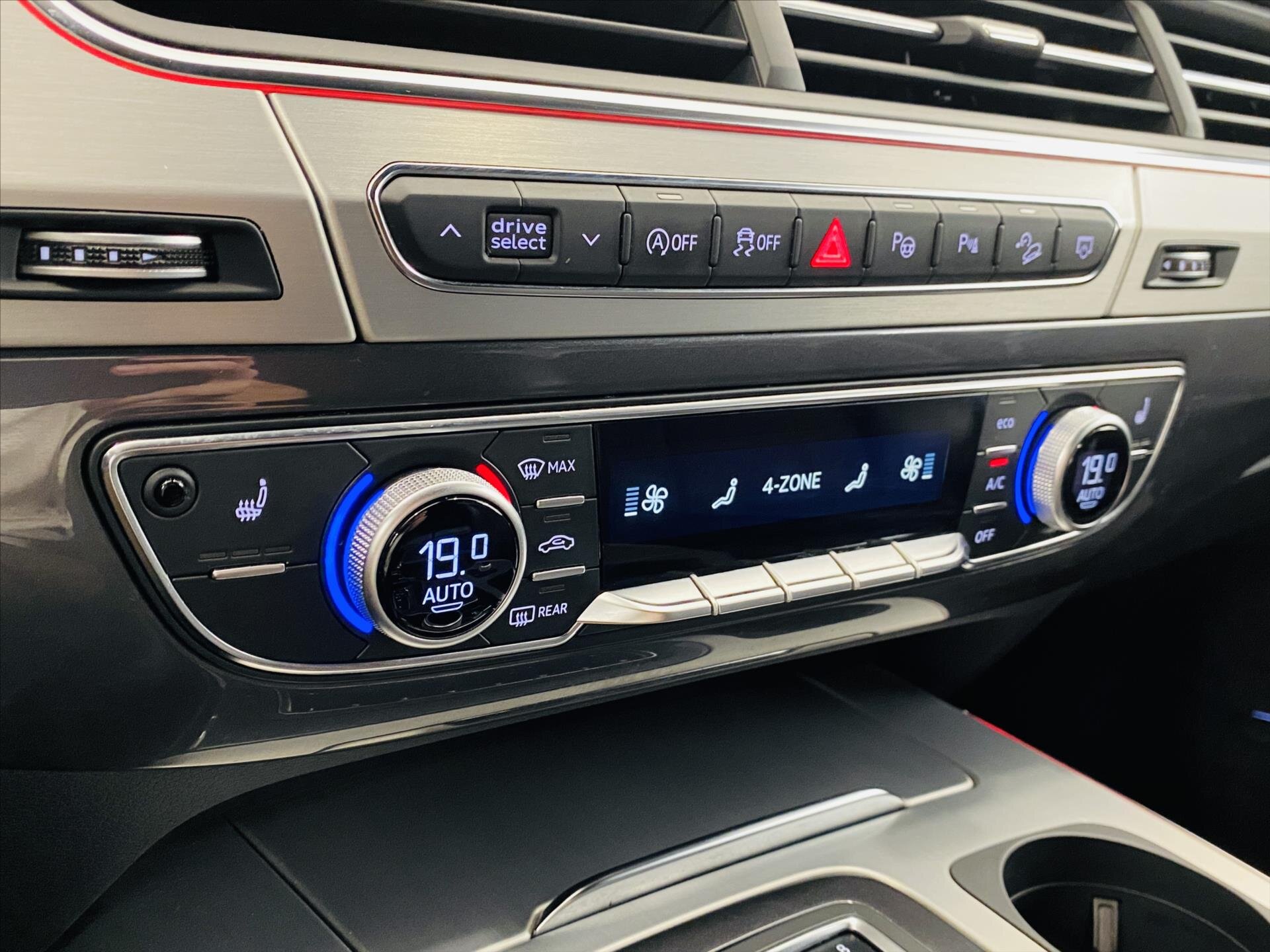 Audi Q7 Kombi 3,0 l 200 kw