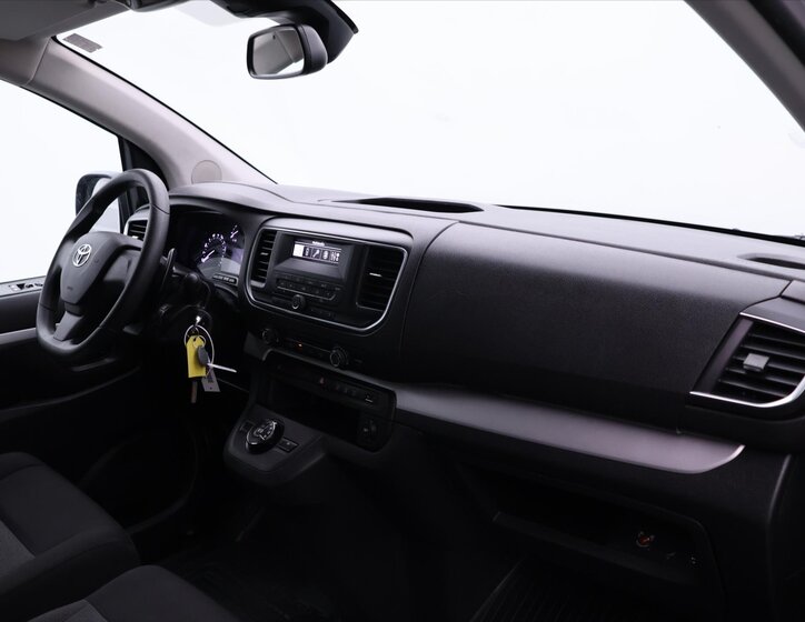 Toyota ProAce Kombi 2,0 l 130 kw