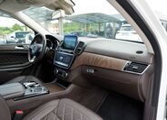 Mercedes-Benz GLS 28