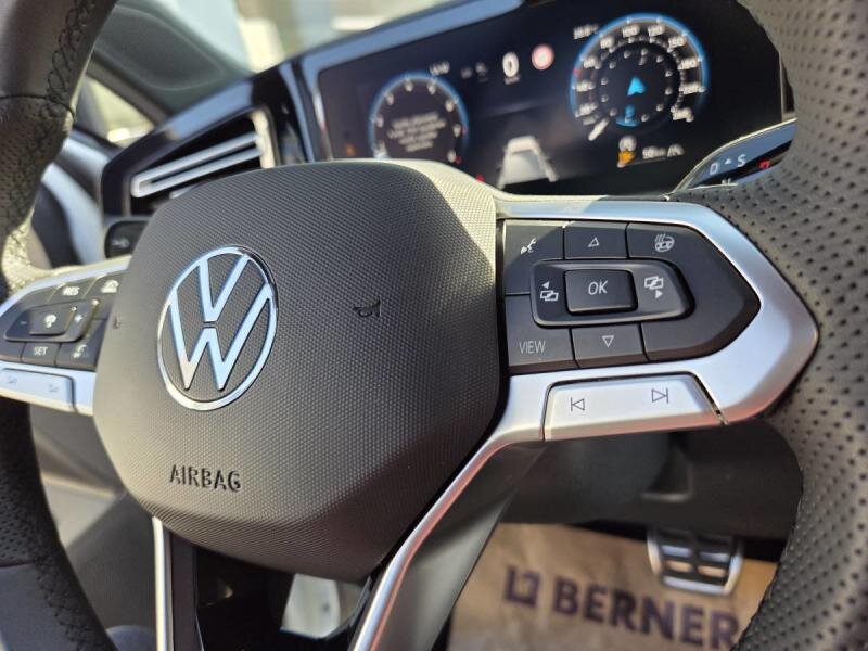 Volkswagen Tiguan SUV 2,0 l 195 kw