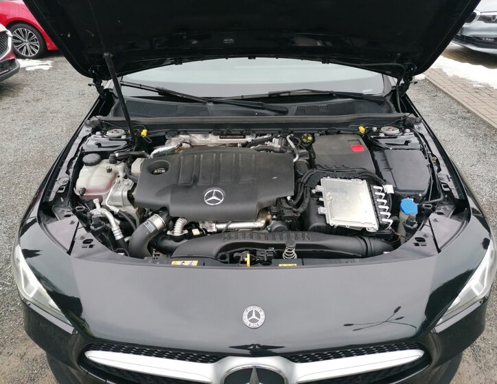Mercedes-Benz CLA Kombi 2,0 l 110 kw