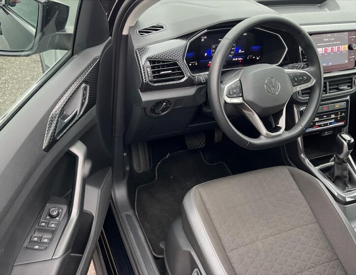 Volkswagen T-Cross Kombi 999,0 81 kw