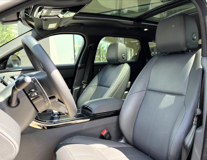 Land Rover Range Rover Velar 16