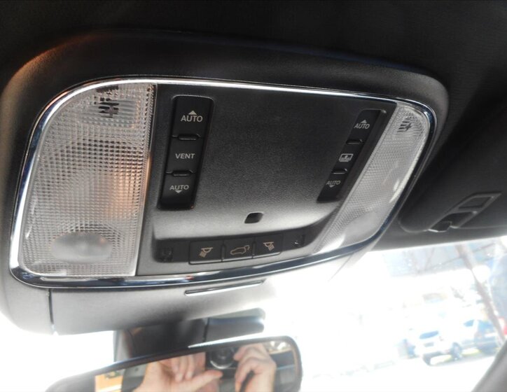 Jeep Grand Cherokee 23