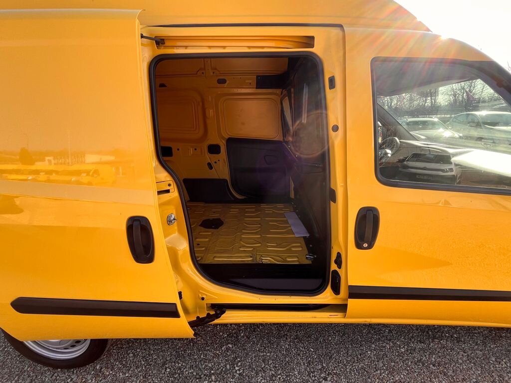 Fiat Dobló cargo Skříň 1,6 l 77 kw