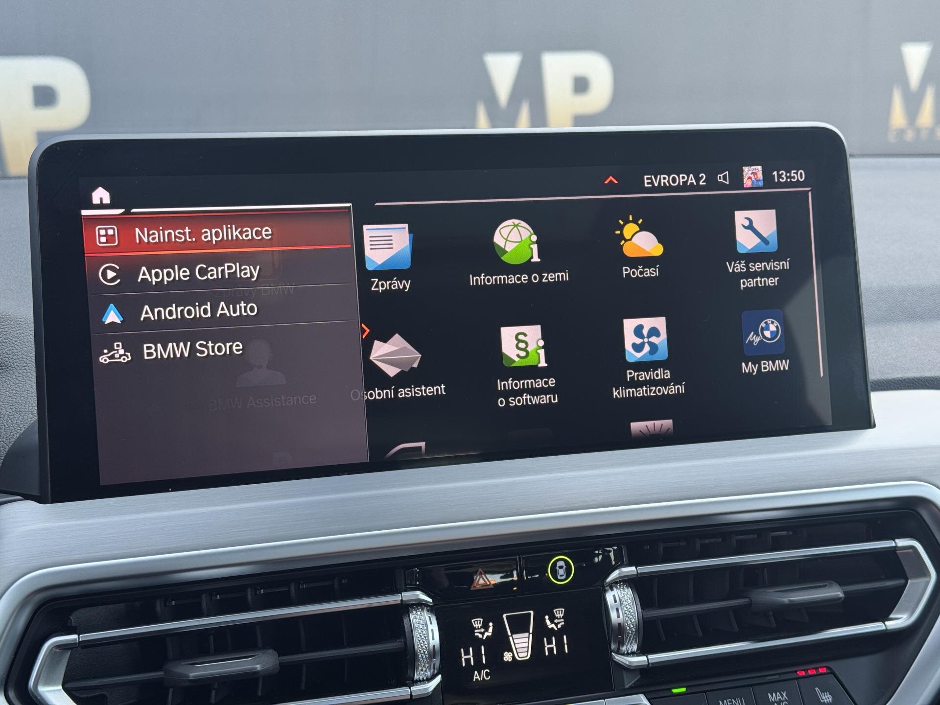 BMW X4 SUV / Terénní 2,0 l 140 kw