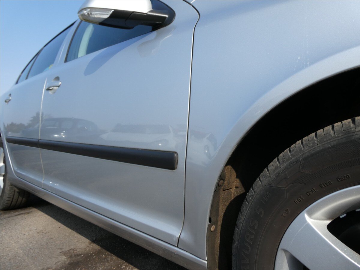 Škoda Octavia Sedan / Limuzína 1,6 l 85 kw