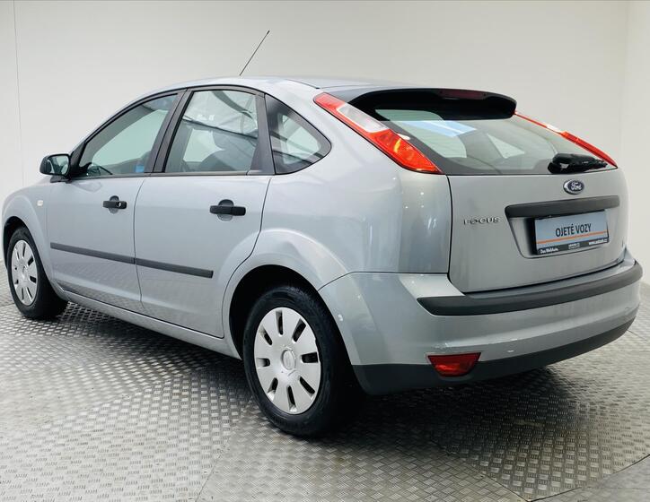 Ford Focus 18