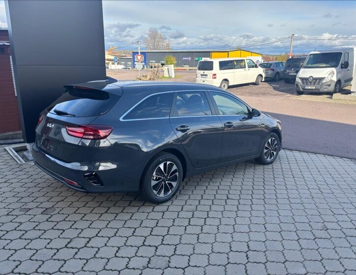KIA Ceed Kombi 1,5 l 103 kw