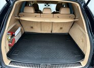 Porsche Cayenne Kombi 4,8 l 294 kw