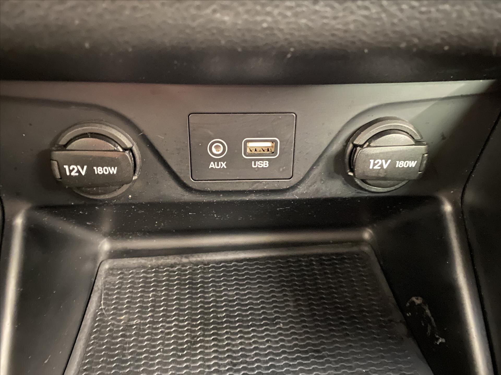 Hyundai Tucson SUV 1,7 l 85 kw