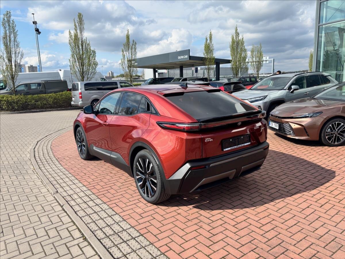 Toyota C-HR SUV / Terénní 0,0 165 kw