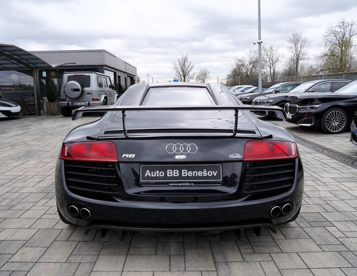Audi R8 Kupé 4,2 l 309 kw