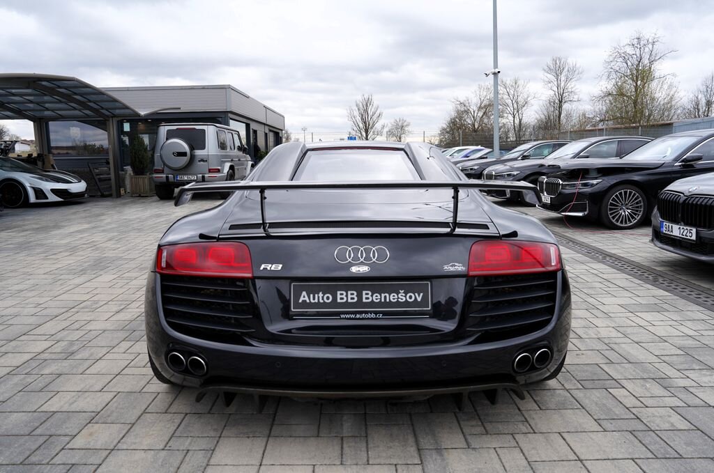 Audi R8 Kupé 4,2 l 309 kw