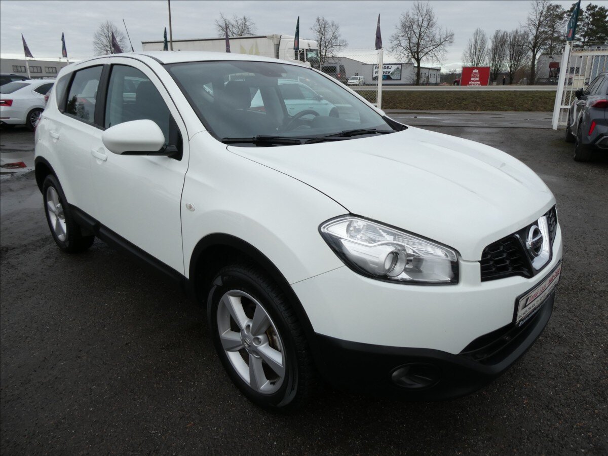 Nissan Qashqai SUV 2,0 l 104 kw