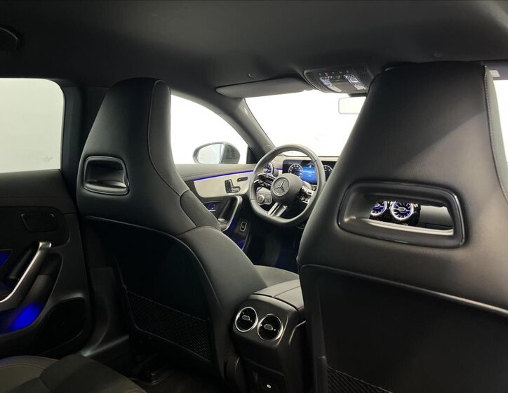 Mercedes-Benz CLA Kombi 2,0 l 110 kw