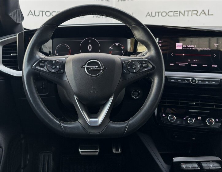 Opel Mokka SUV / Terénní 1,2 l 96 kw