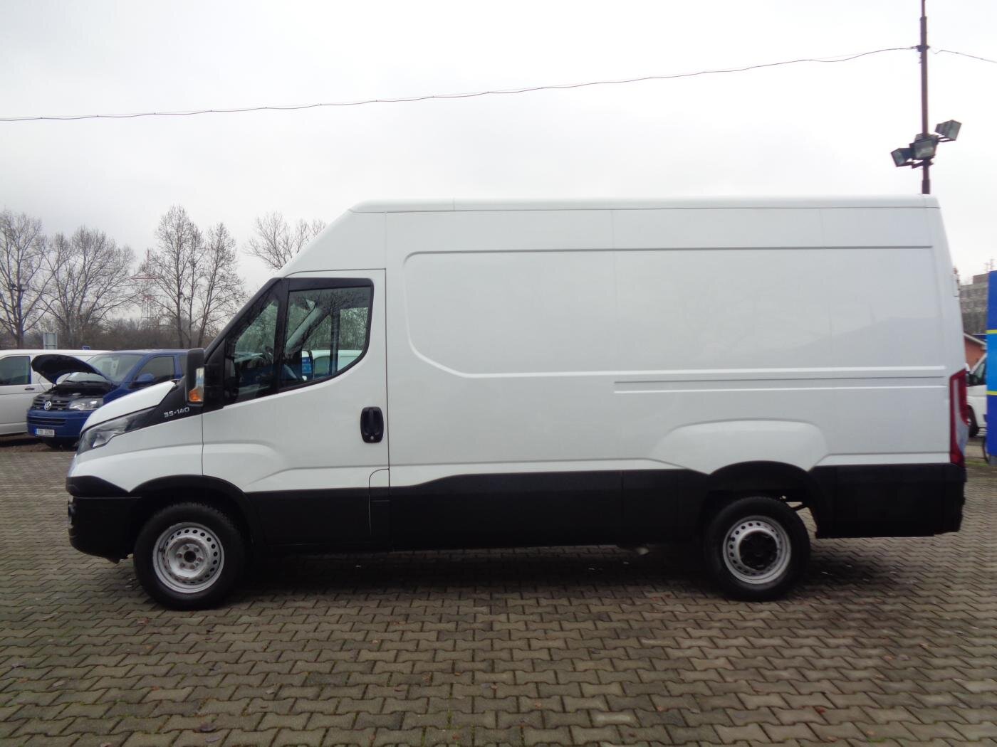 Iveco Daily Ostatní 2,3 l 100 kw