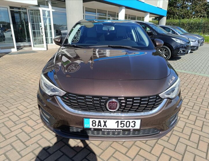 Fiat Tipo Sedan / Limuzína 1,4 l 70 kw