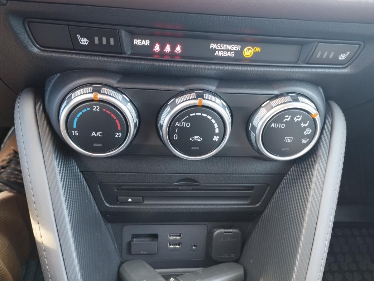 Mazda CX-3 SUV / Terénní 2,0 l 110 kw