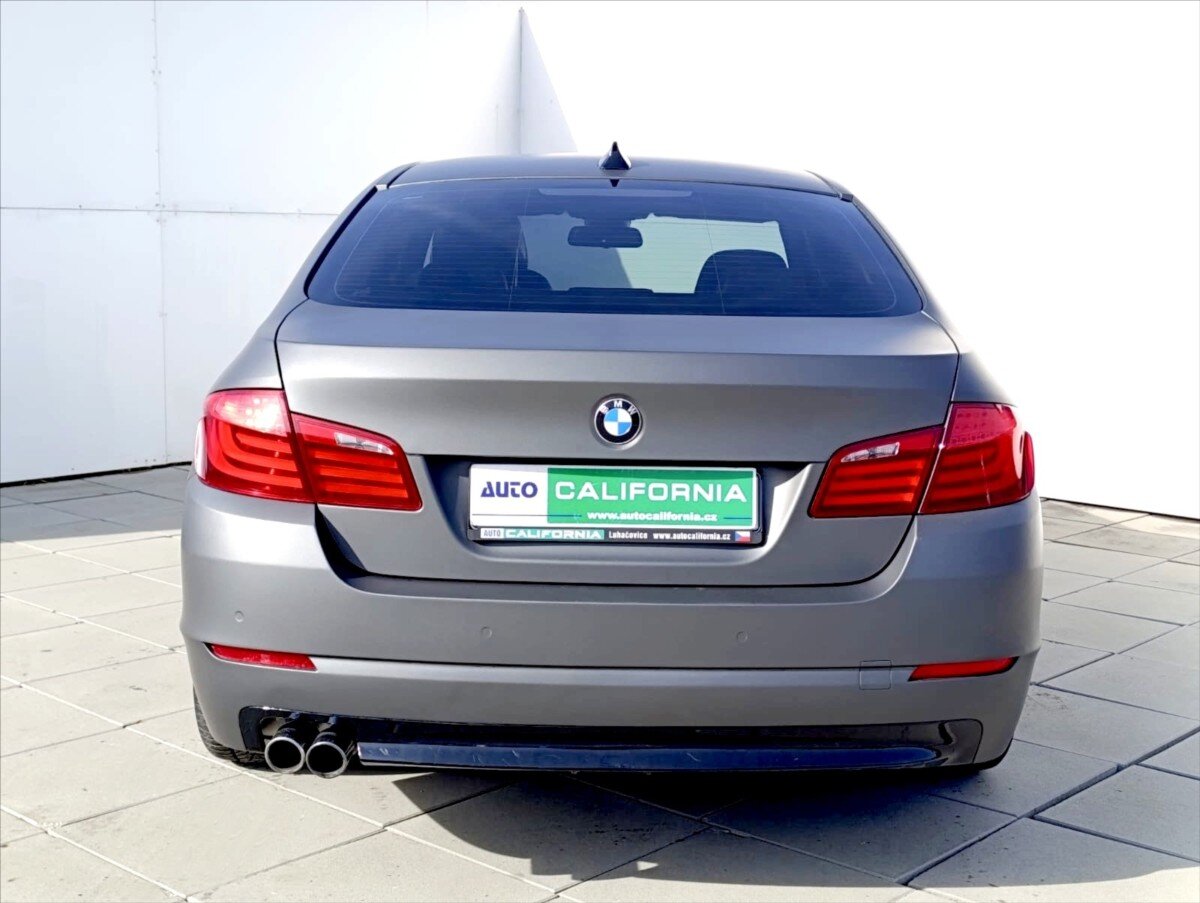 BMW Řada 5 Sedan 3,0 l 180 kw