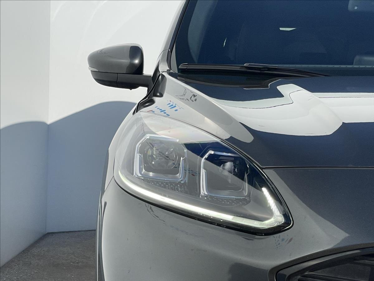 Ford Kuga SUV / Terénní 2,5 l 112 kw