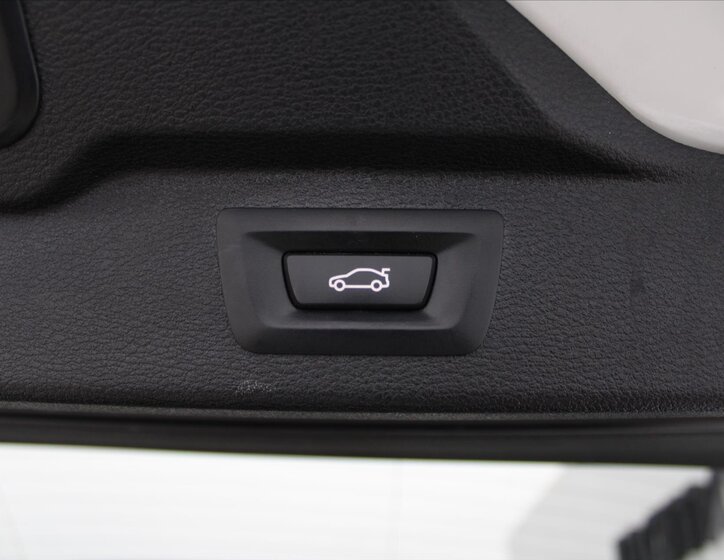 BMW X5 SUV 3,0 l 190 kw