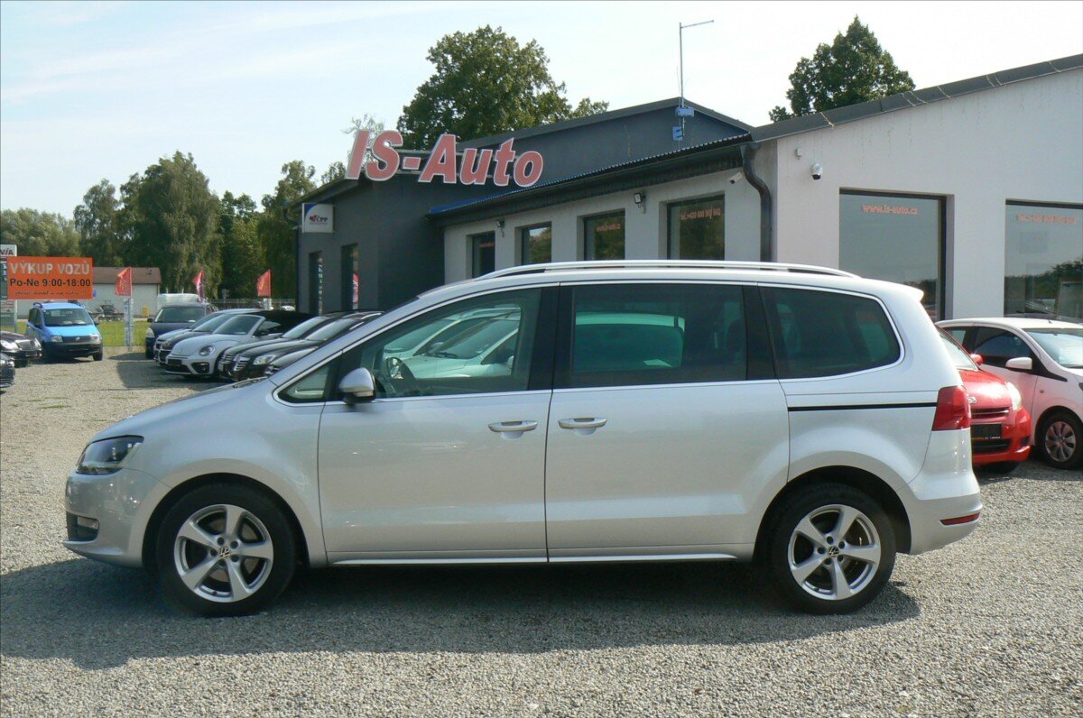 Volkswagen Sharan MPV 2,0 l 103 kw