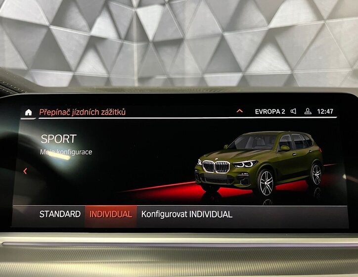 BMW X5 SUV 3,0 l 210 kw