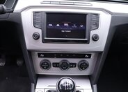 Volkswagen Passat Kombi 1,6 l 88 kw