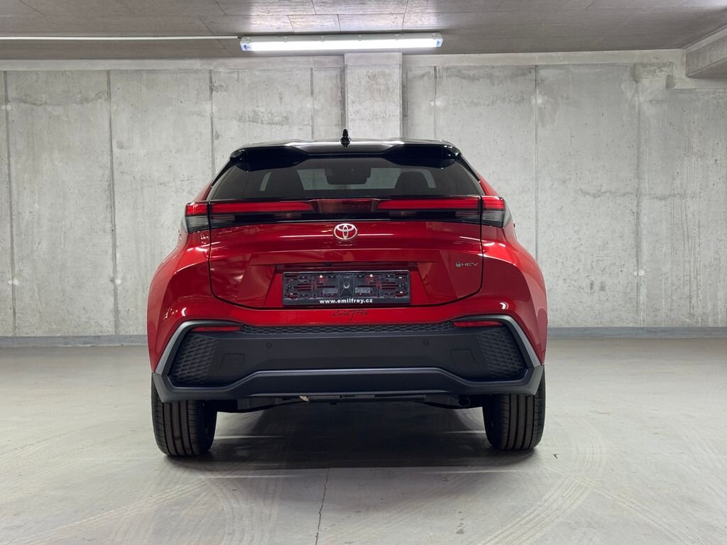 Toyota C-HR Hatchback 1,8 l 90 kw