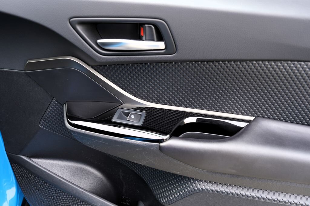 Toyota C-HR Hatchback 1,8 l 125 kw