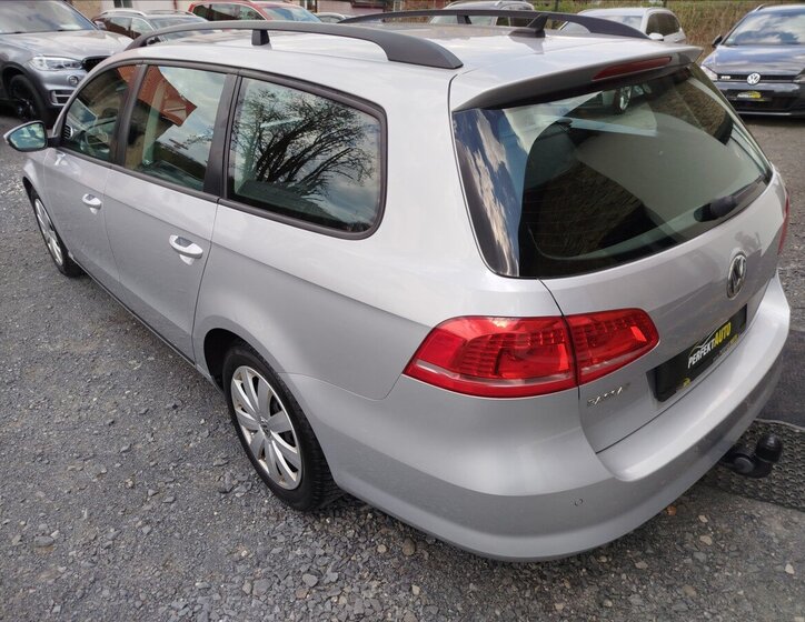 Volkswagen Passat Kombi 2,0 l 103 kw