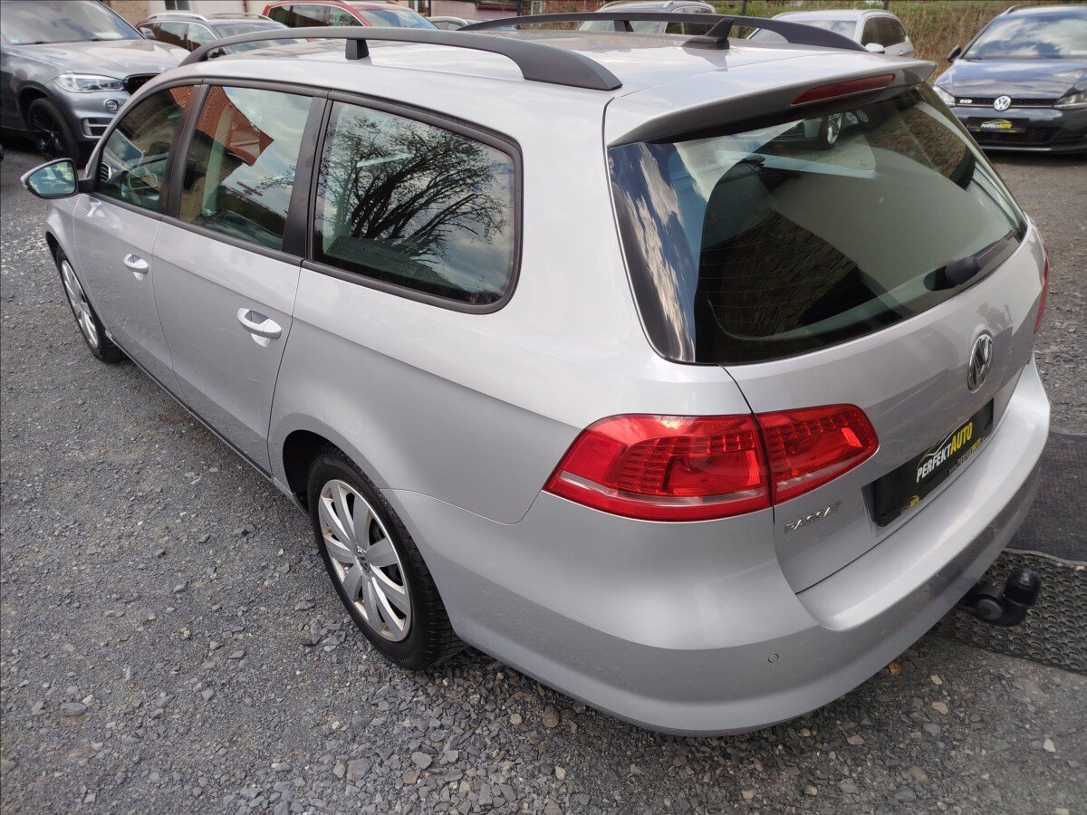 Volkswagen Passat Kombi 2,0 l 103 kw