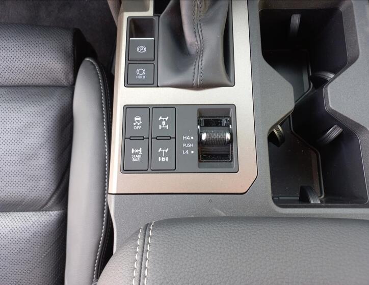 Toyota Land Cruiser 20