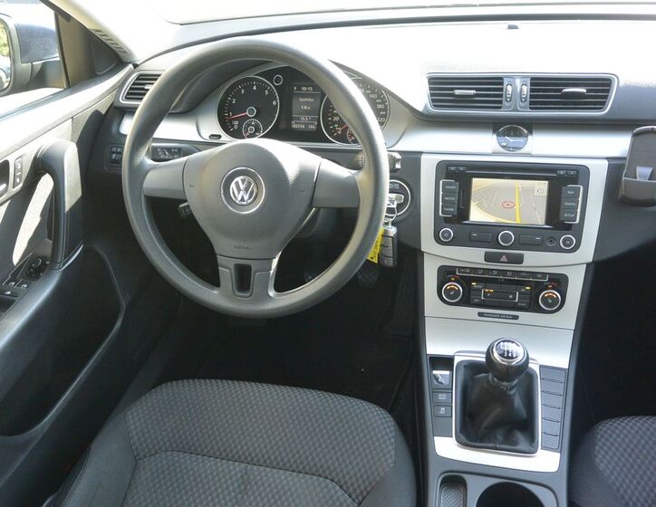Volkswagen Passat 12