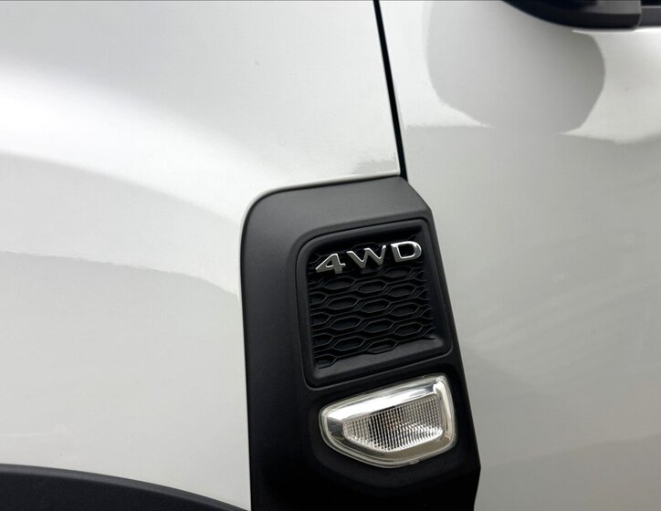 Dacia Duster SUV / Terénní 1,3 l 110 kw