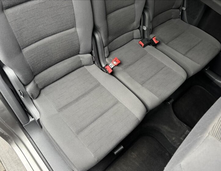 Volkswagen Touran MPV 1,9 l 77 kw