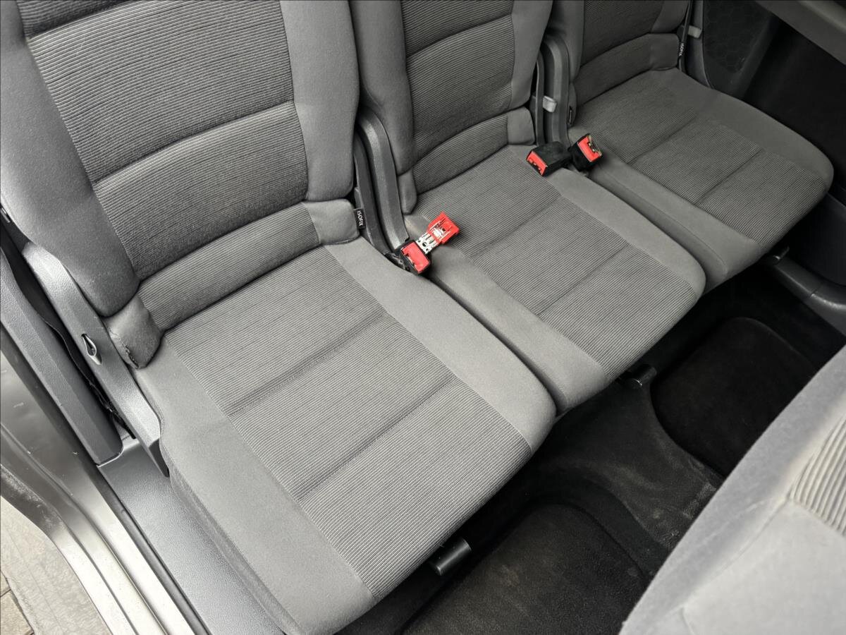 Volkswagen Touran MPV 1,9 l 77 kw