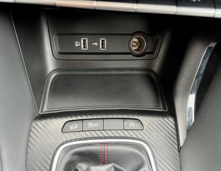 MG ZS Hatchback 1,5 l 78 kw