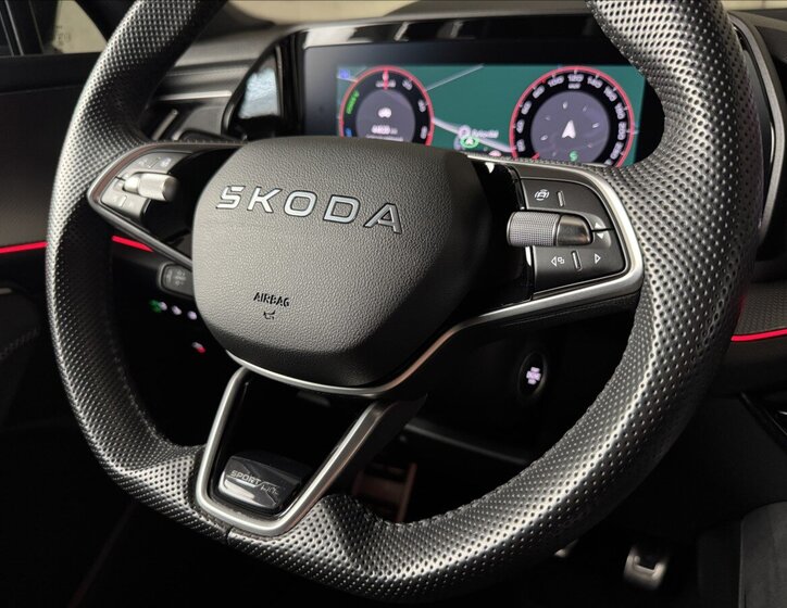 Škoda Kodiaq SUV / Terénní 1,5 l 150 kw