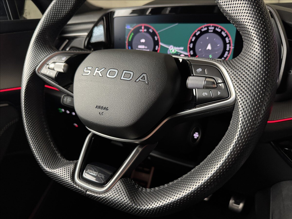 Škoda Kodiaq SUV / Terénní 1,5 l 150 kw