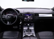Volkswagen Touareg SUV / Terénní 3,0 l 193 kw